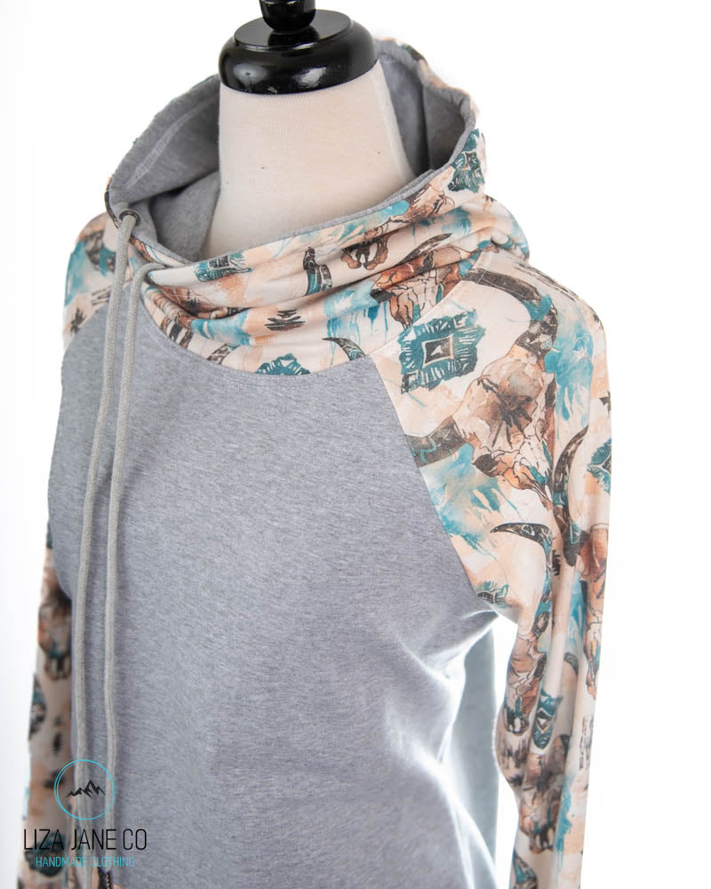 Turquoise Skulls and Grey on body {Made to Order}