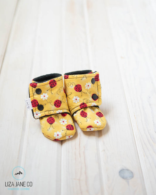 Stay-on Baby Booties | Lady bugs on Yellow
