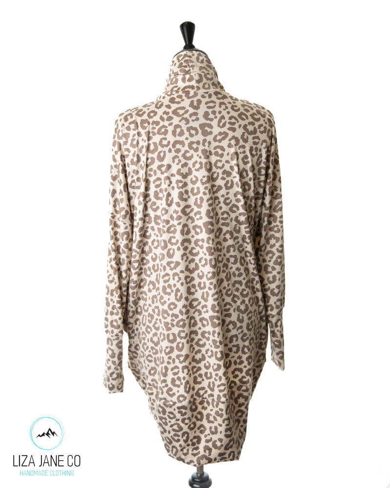 Women's Cocoon Cardigan | Leopard on Cream