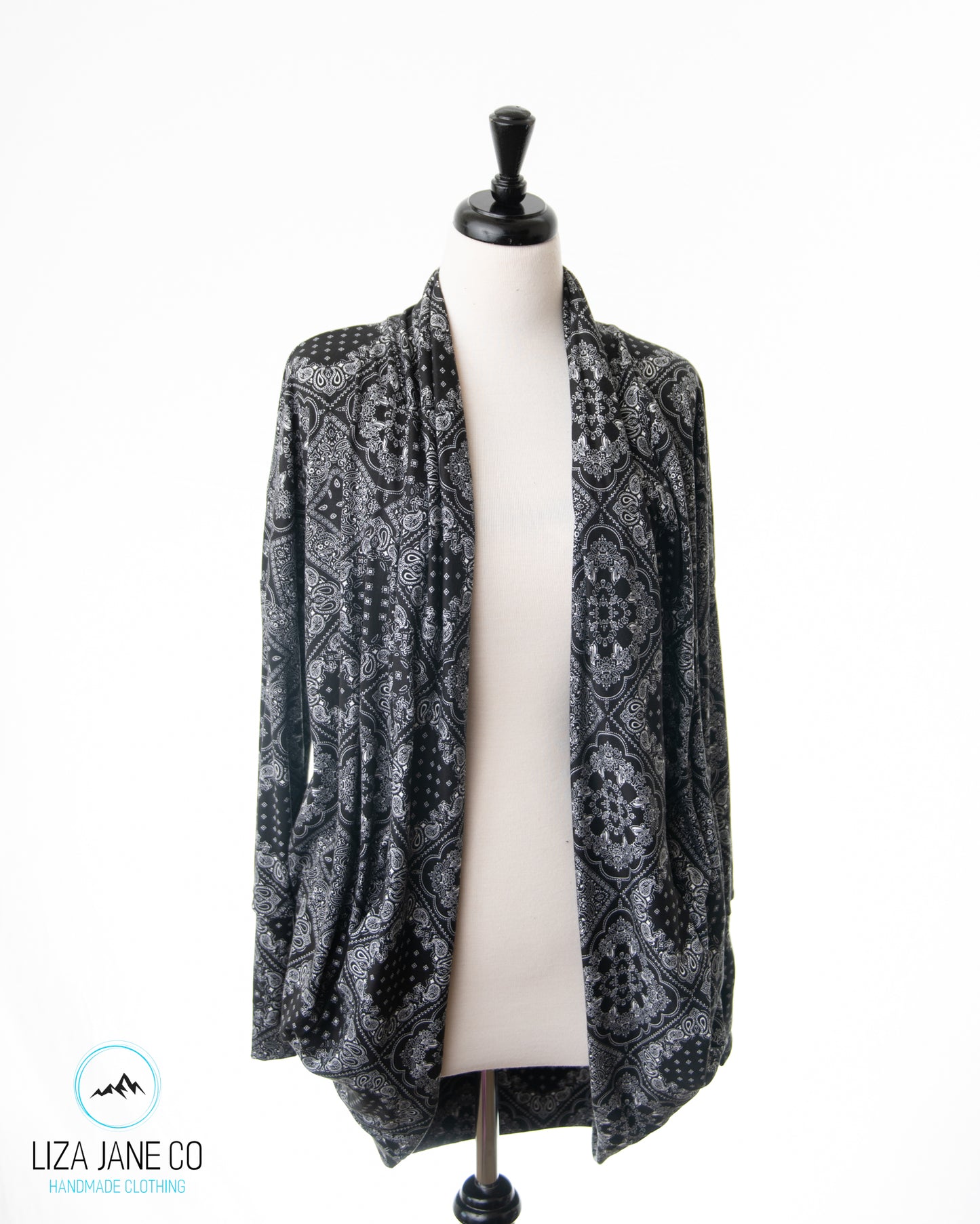 Women's Cocoon Cardigan | Black Bandana Print