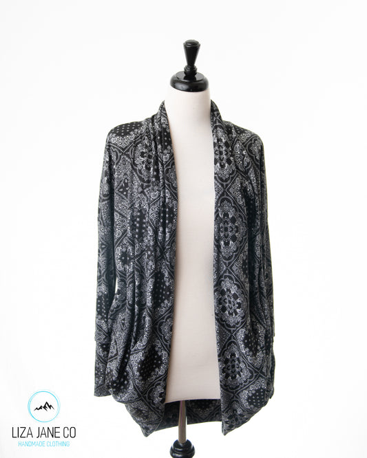 Women's Cocoon Cardigan | Black Bandana Print