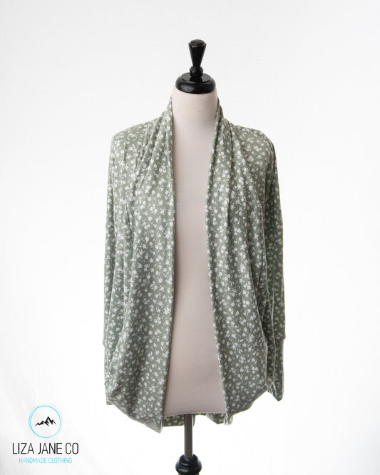 Women's Cocoon Cardigan | White floral on Sage