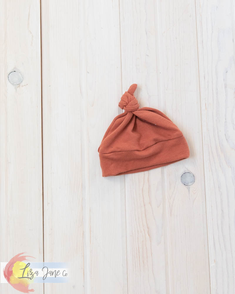 3 Month | Knotted Beanie