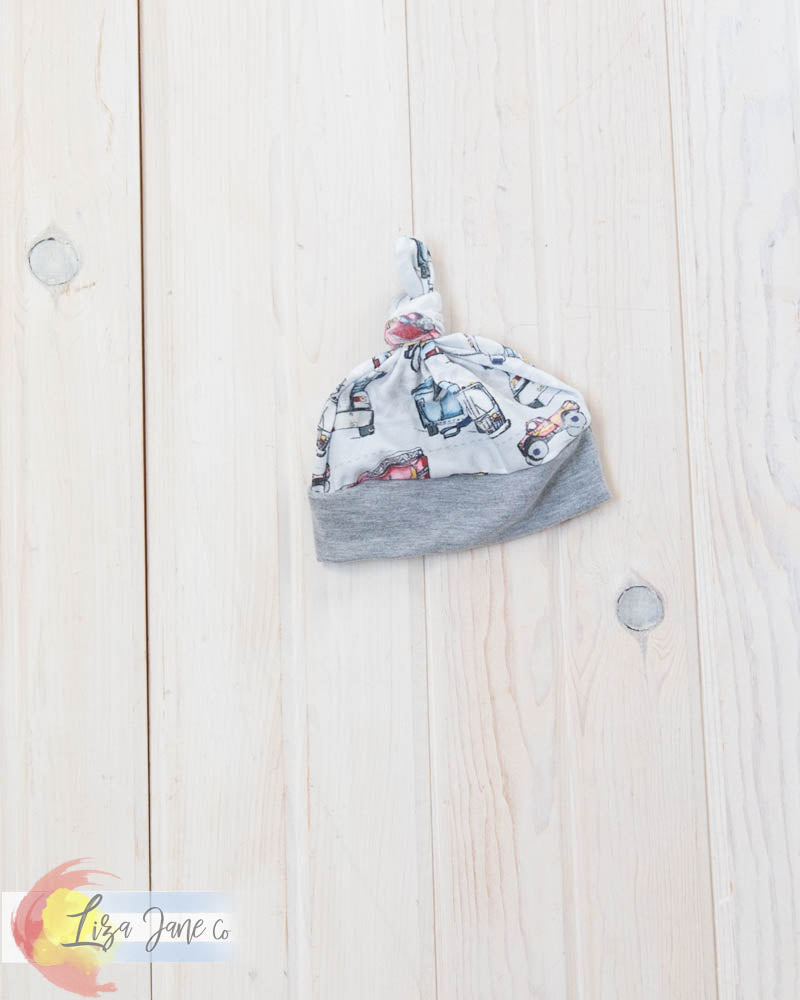 3 Month | Knotted Beanie