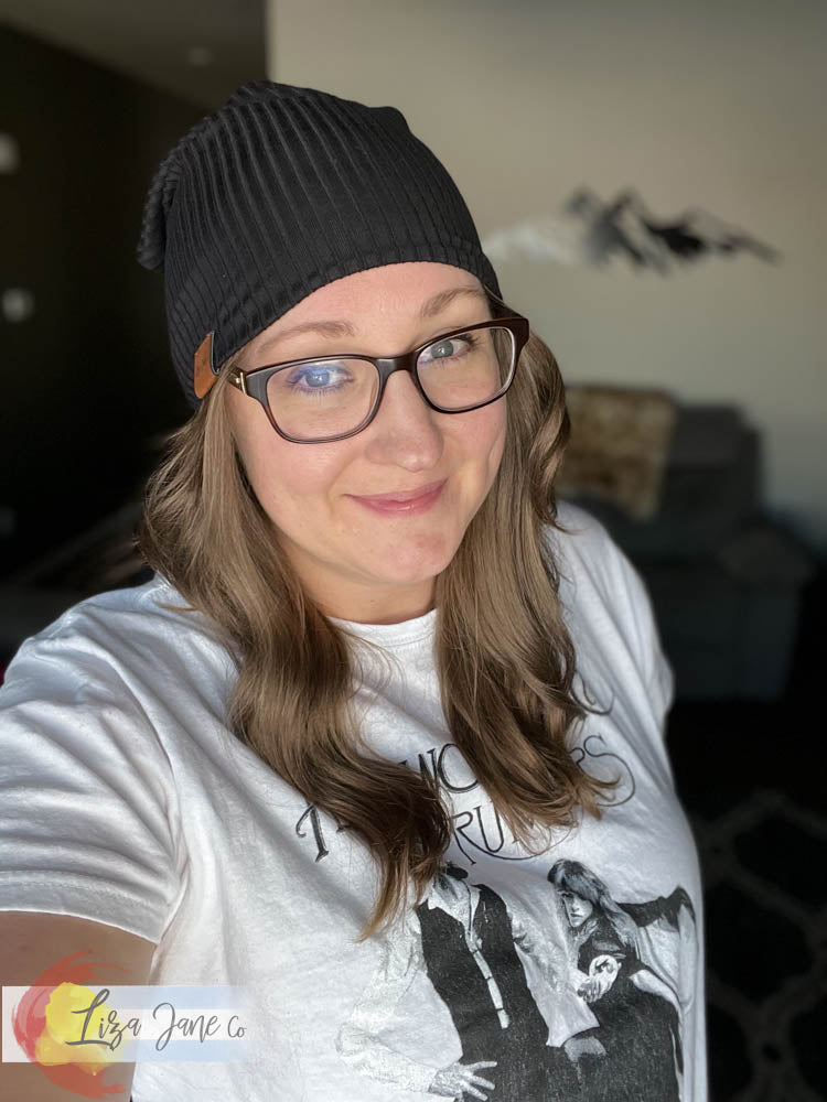 Slouchy Beanie - Black Ribbed