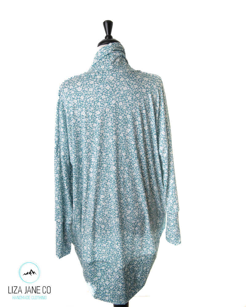 Women's Cocoon Cardigan | White Floral on Teal