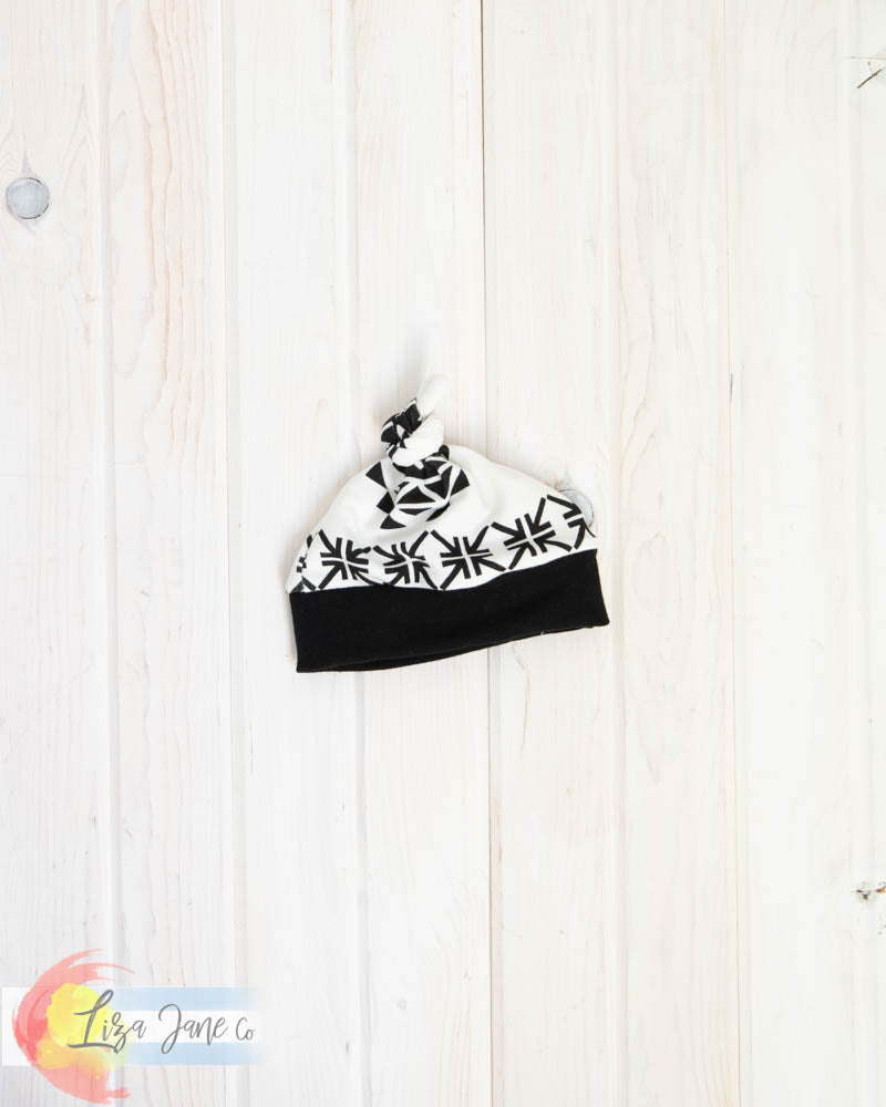3 Month | Knotted Beanie