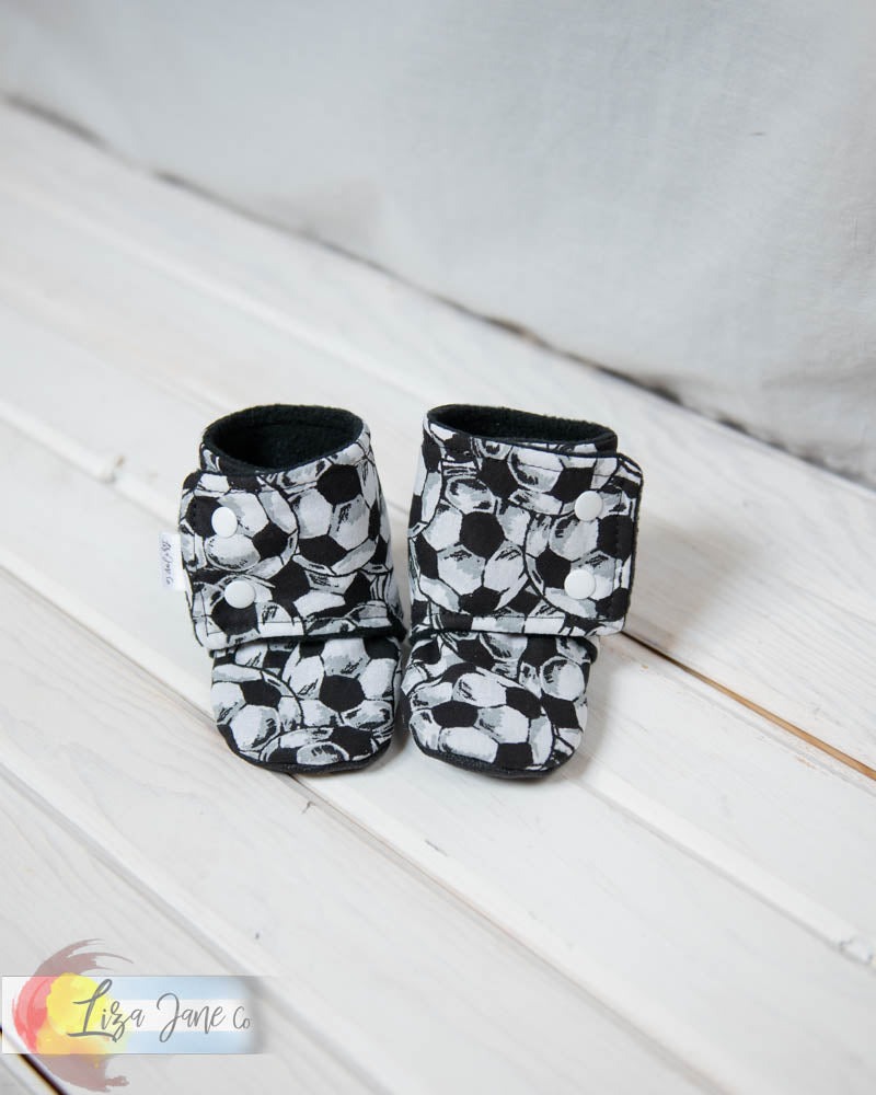 Stay-on Baby Booties |  Soccer Balls